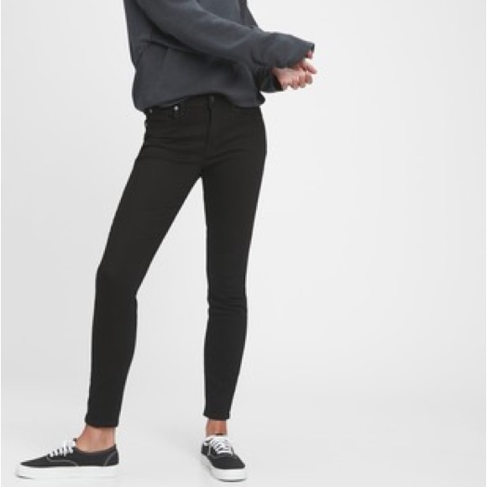 Gap Curvy True Skinny Jeans Washed Black - NWT